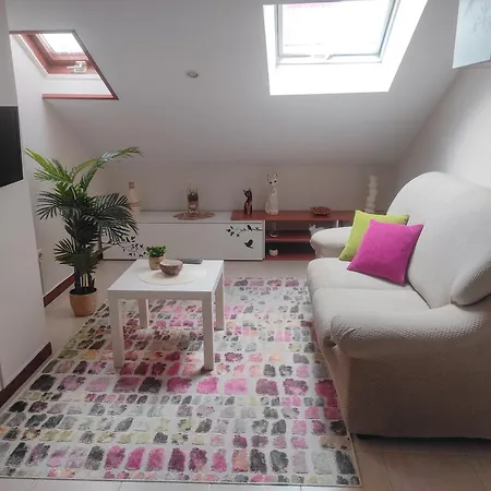 Apartment Coqueto Atico En *