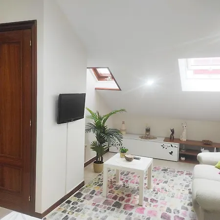 Coqueto Atico En Lägenhet Vigo